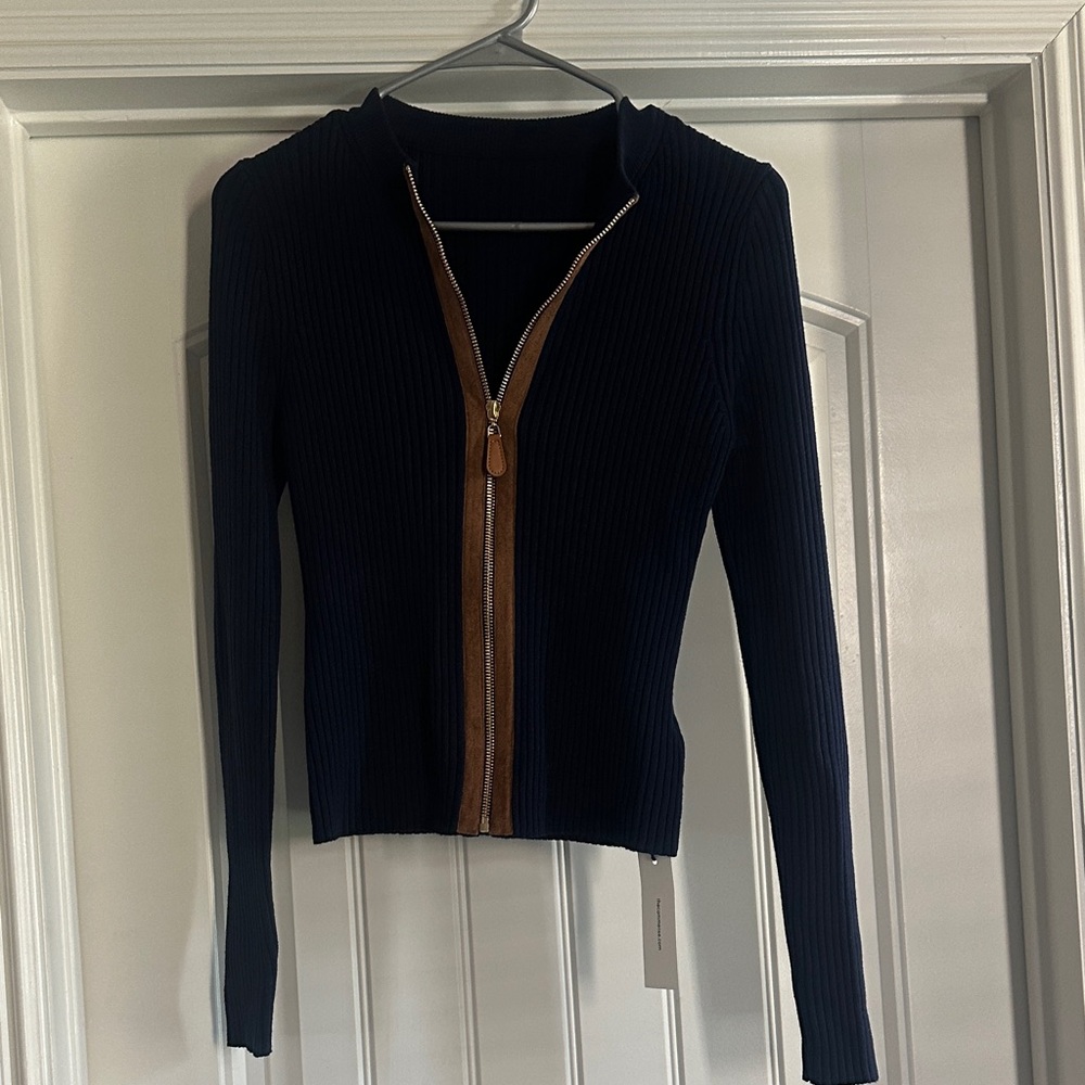 Commense Navy Ribbed Zip-Up Top with Brown Trim